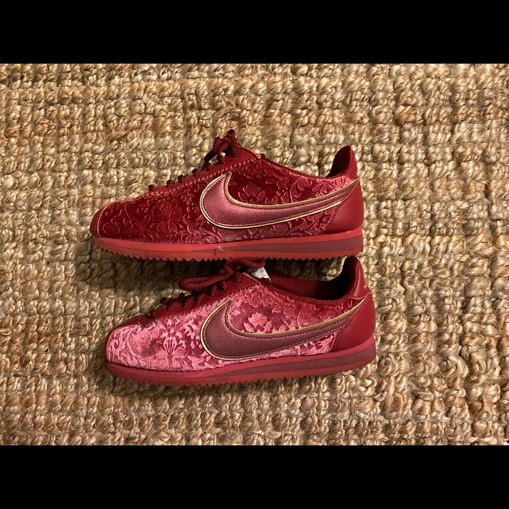 Nike Cortez Size 8